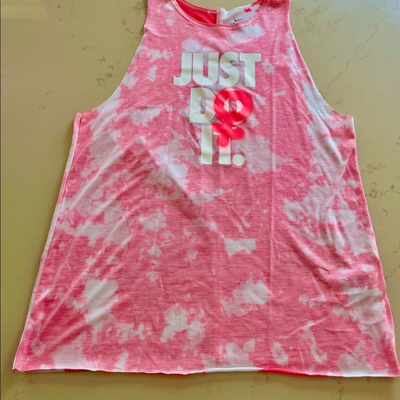 Nike Limited Edition Tank Top - Picture 3 of 7